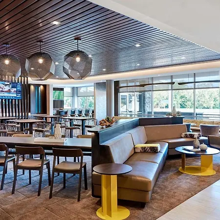 Springhill Suites By Marriott Canfield